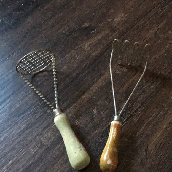 Vintage kitchen utensils - Picture 1 of 4